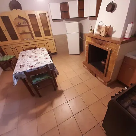Nonno Angelo By La Puglia In Un Trullo * Alberobello
