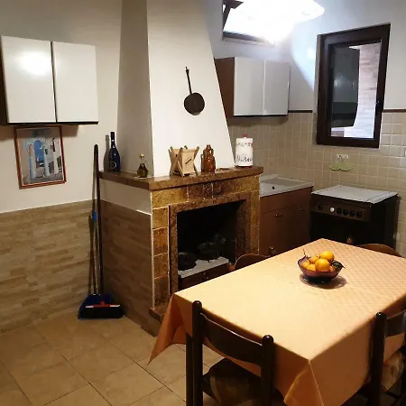Nonno Angelo By La Puglia In Un Trullo * Alberobello