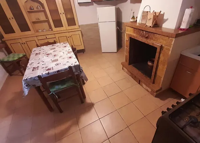 Nonno Angelo - A Due Passi Dalla Zona Trulli - * Alberobello
